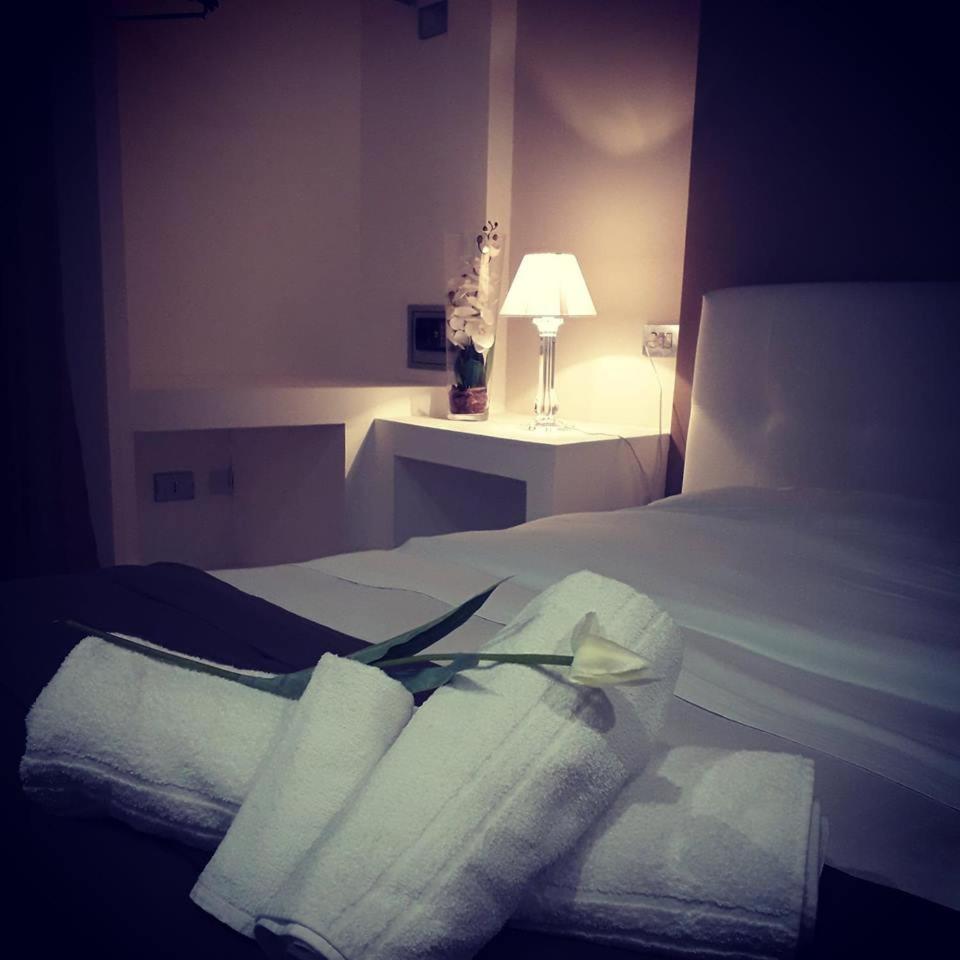 Rocca Di Monreale Bed and Breakfast Buitenkant foto